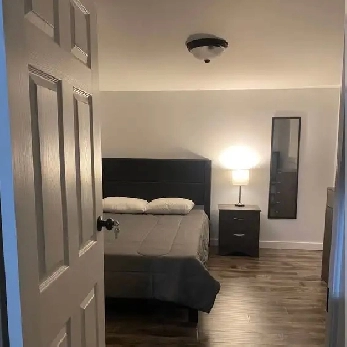 Furnished room for rent $650 mth Available August 1/25! Image# 1