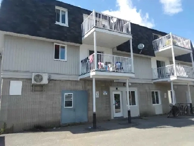 APPARTEMENT À LOUER Image# 5