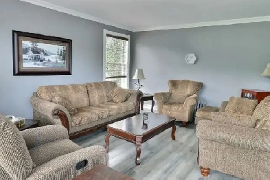 Waterfront, Hot tub, Large lot, Covered deck Image# 5