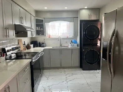 3-bedroom 1.5-bathroom semidetached on rent in Brampton from Aug Image# 7