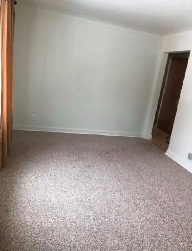 Apartment for rent on Helmsdale Ave Image# 4
