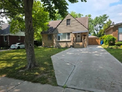 819 Rossini Blvd - Upper unit, Windsor ON Image# 1