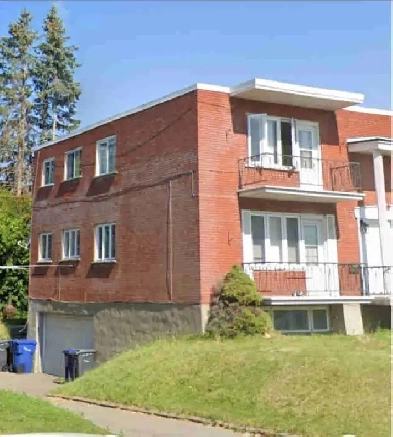Bas Duplex à Chomedey, Laval Image# 1