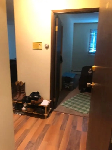 Great Central NE location one-bedroom apartment Image# 2