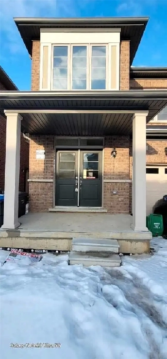 4 Bedroom Semi Detach House for rent Image# 1