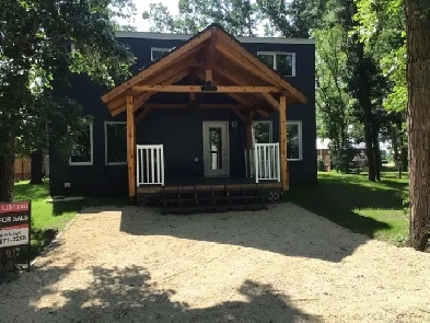 Lakeside,year round  living,energy efficient, home with man cave Image# 8