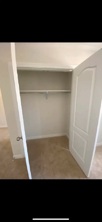 private/sharing  Room’s Available Image# 1