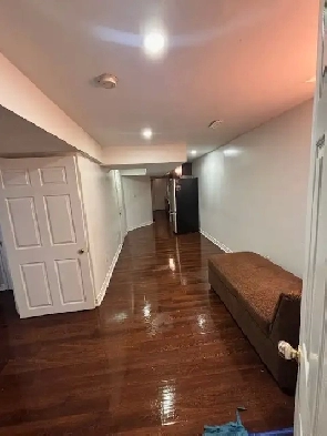 2 bed Basement apartment for lease in Mississauga. Equersrian cr Image# 1