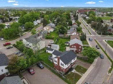 House for Sale Image# 4