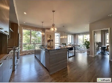 Condo haut de gamme à vendre à Mirabel – 554 900 $ Image# 9