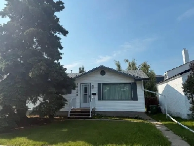 Beautiful 3-Bedroom Home in Central Morinville Image# 6