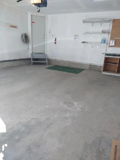 DOUBLE GARAGE FOR RENT IN SUNDANCE Image# 3