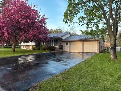 6028 McMahon Drive Verona - 3 bedroom 1 bath Image# 8