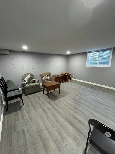 Sherwood Area - Spacious Legal Basement - 2 Bedrooms Hall, kitch Image# 12