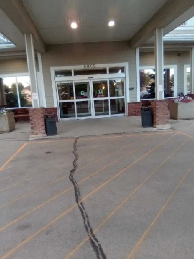 Sweet Deal.  No hassle living in Fort Saskatchewan Image# 10