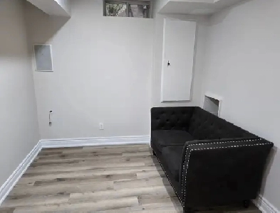 Unfurnished  100% self contained 1 bed bsmnt for rent Image# 2