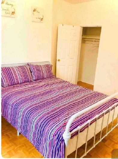Furnished Room in Downtown Toronto – Chinatown – $1190 All Inclu Image# 1