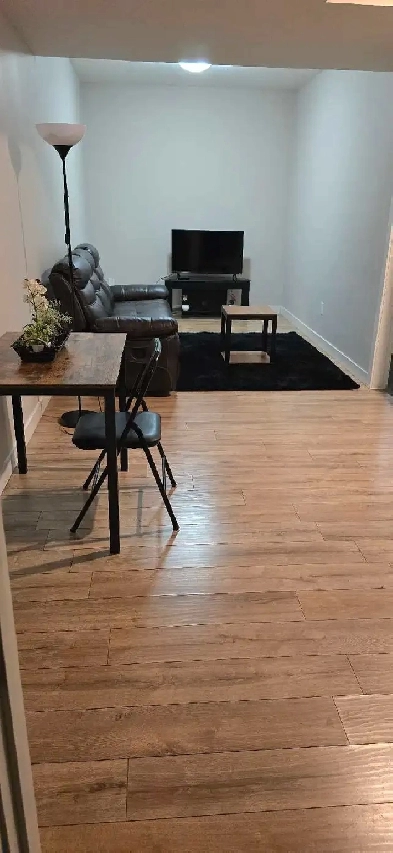 1 bedroom basement suite for rent Image# 8