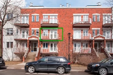 Condo 4 1/2 avec garage Image# 1