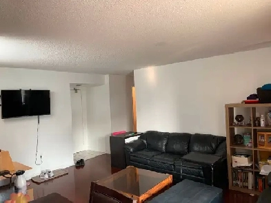 Room for Rent in Condo (Square One) August 1 Image# 10