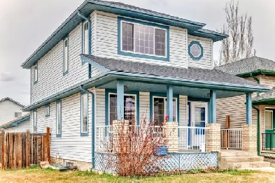 Beautiful south facing Carlton home for rent Image# 27