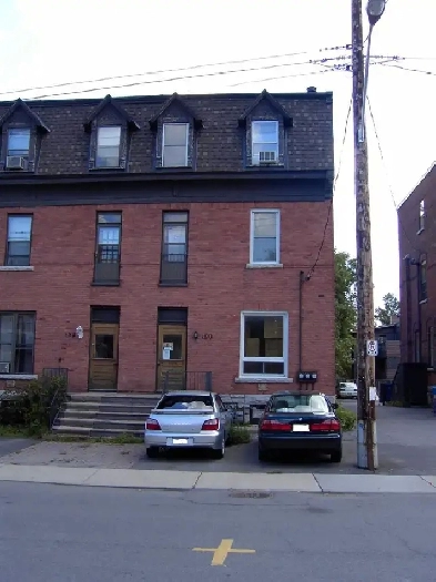 Sandy Hill Two-bedroom Apartment September 1st Image# 1