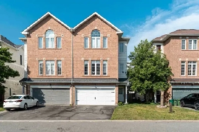 Spacious & Updated 5-Bed Semi-Detached in Family-Friendly Area Image# 4