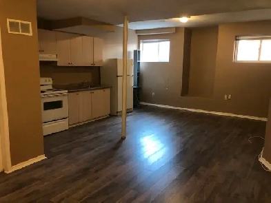 One bedroom basement apartment for rent Image# 1