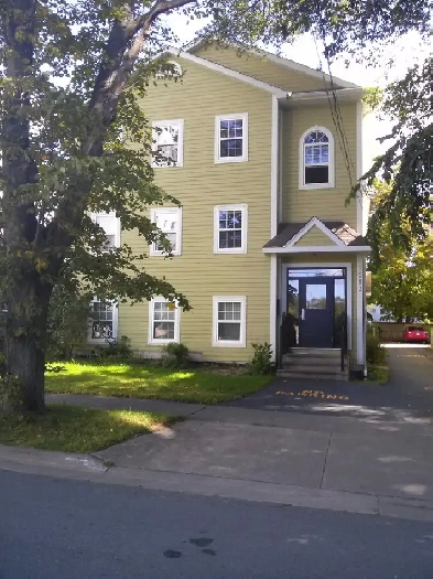Halifax South End 3 Bedroom Image# 5