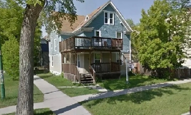 West Broadway one bedroom apartment for rent Image# 6