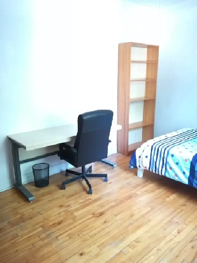 ROOM For FEMALE, ALL INCLUDED, Vendome metro FRONT, AUGUST 1st Image# 5