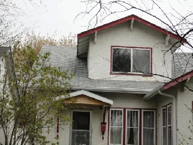 2 BEDROOM UPPER UNIT FOR RENT Image# 1