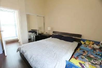 Living Made Effortless – Move-In Ready Today! ✨ROOM WITH BATH! Image# 6
