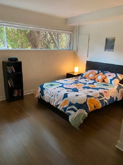 Room for Rent - 5 Minute Walk from UVIC Image# 1