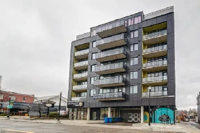 Beautiful 2-Bedroom In Downtown Kitchener Image# 11