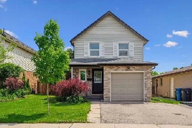 Functional layout with a bright kitchen! Image# 1