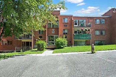 2 Bedroom Raven at Hillcrest - First and Last Month Rent Free! Image# 1