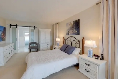 House for Sale - Cobble Hill Image# 3