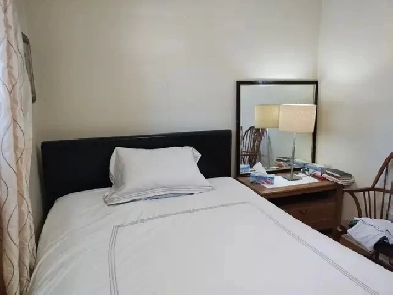 Furnished Room for Rent Brimley & St. Clair Sept 1 Image# 1