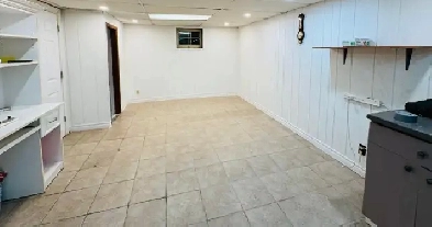 One bedroom basement apartment -Yonge & Steeles Image# 2