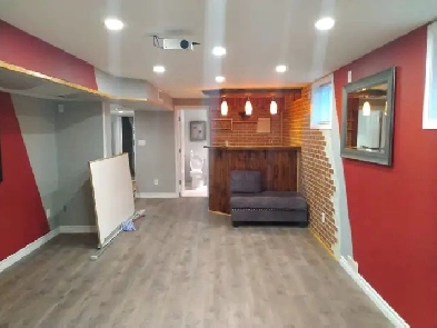 1 bed room plus 1 den room..(2Beds) Spacious Living BASEMENT Image# 6