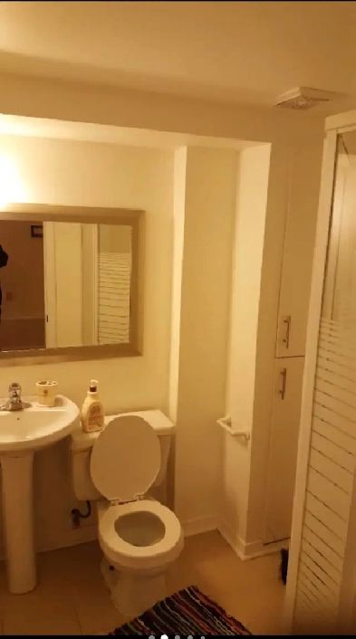 Female furnished room Mississauga heartland square one Image# 5