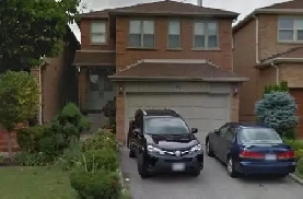$750/month – Bright Furnished Private Room in Scarborough home Image# 1