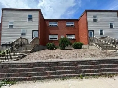 2 Bdrm apartment for rent in downtown Parry Sound Image# 1
