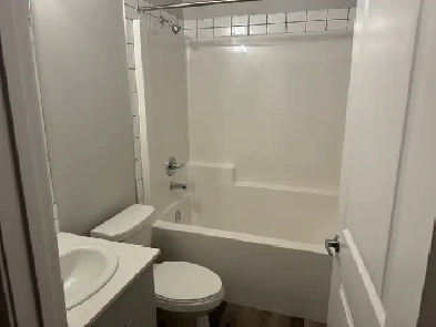 Property For Lease Image# 3