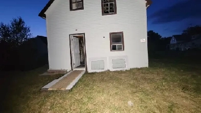 ( FIXER-UPPER )------HOUSE FOR SALE Image# 3