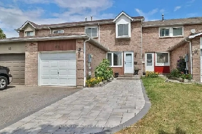 Cozy and Welcoming Townhouse with Affordable Price In Ajax! Image# 1