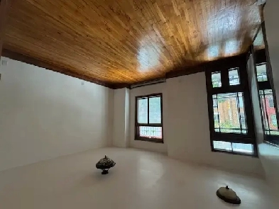 NDG- Metro Vendome- Marcil- Superbe- RenoveOccupation immediate Image# 4