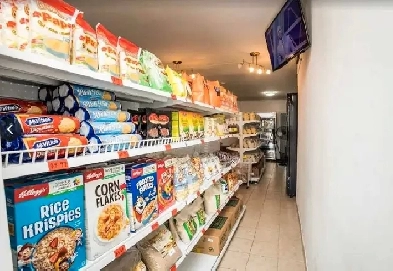Retail space for lease - 1000sqft Image# 1