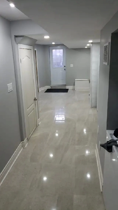 FULLY FURNISHED LEGAL BASEMENT FOR RENT Image# 4